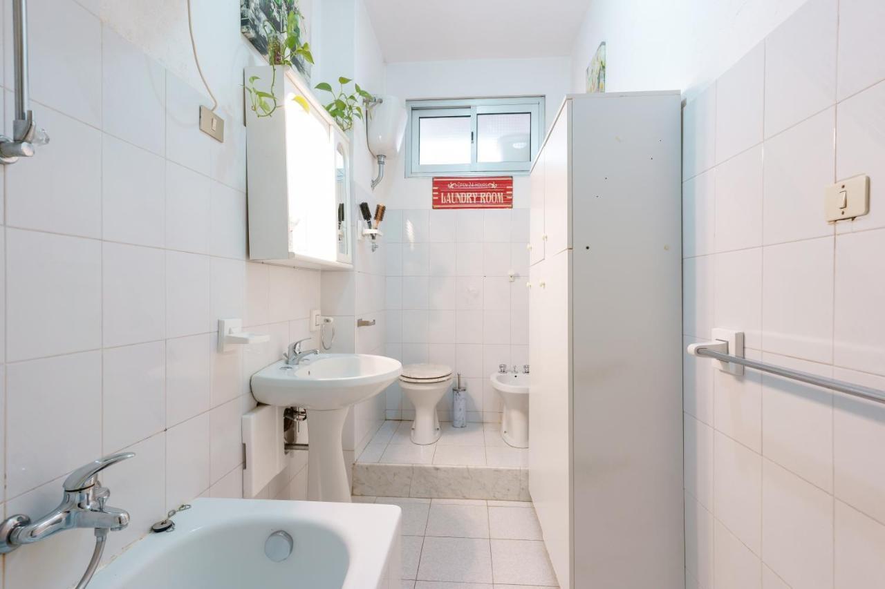 B&B Pothos - Eng Ita - Air Conditioning Wi-Fi Fridge Netflix Local Guide - Aria Condizionata, Frigo, Internet, Guida Locale Cagliari Exteriér fotografie