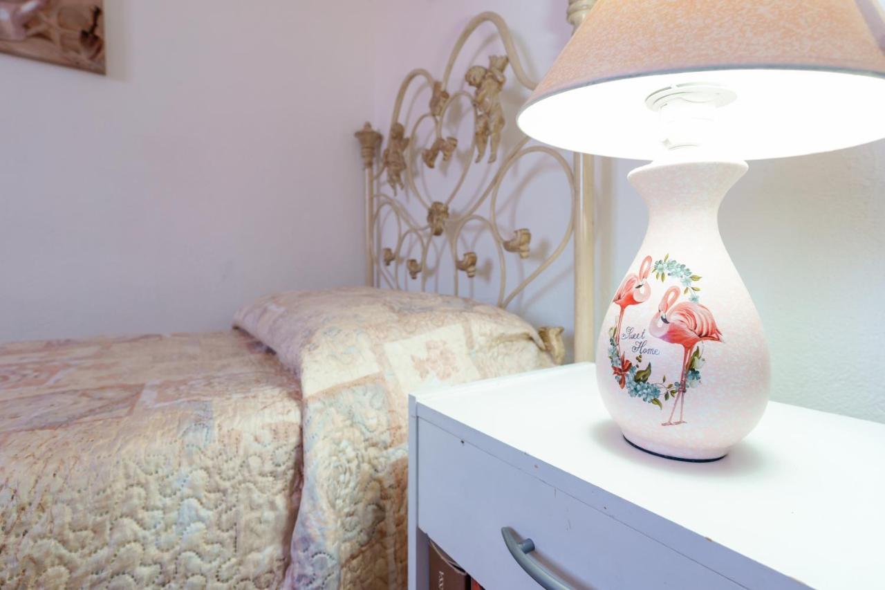 B&B Pothos - Eng Ita - Air Conditioning Wi-Fi Fridge Netflix Local Guide - Aria Condizionata, Frigo, Internet, Guida Locale Cagliari Exteriér fotografie