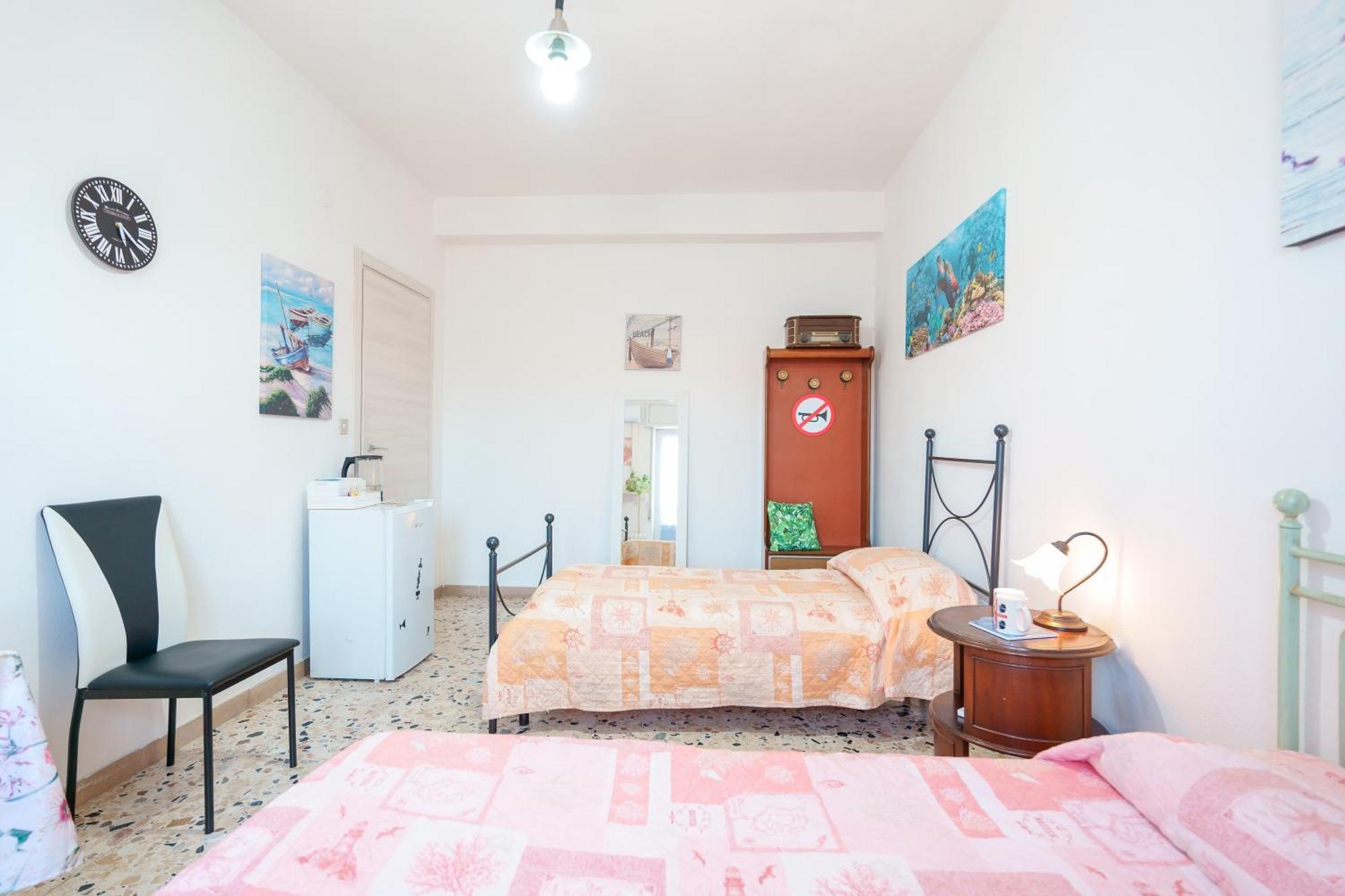 B&B Pothos - Eng Ita - Air Conditioning Wi-Fi Fridge Netflix Local Guide - Aria Condizionata, Frigo, Internet, Guida Locale Cagliari Exteriér fotografie